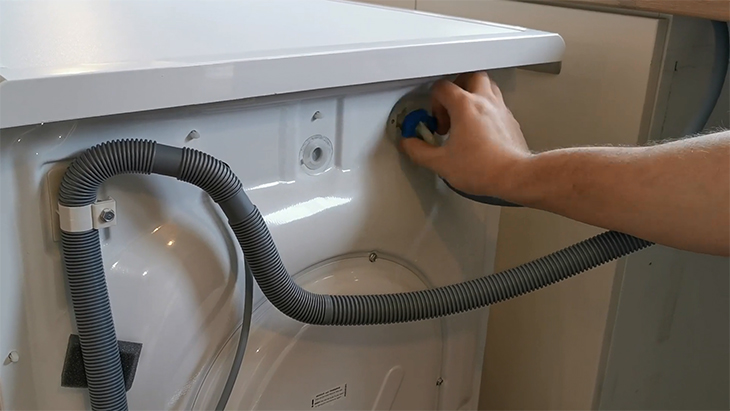 Cách lắp ống thoát nước cho máy giặt