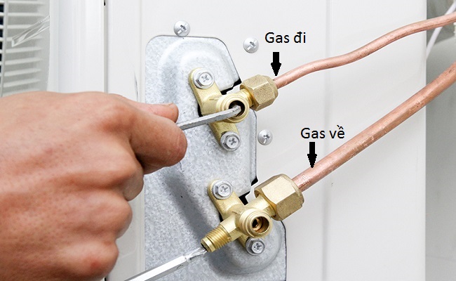 xác định gas đi và gas về điều hòa máy lạnh