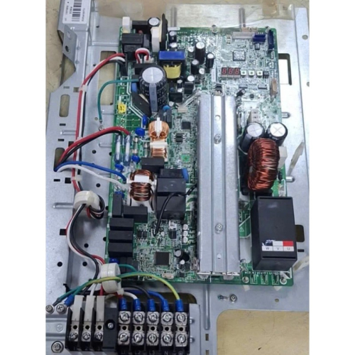 Bo dàn nóng máy lạnh âm trần Daikin FCF125CVM/RZF125DVM 5HP Tháo máy