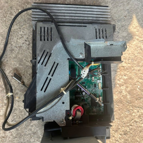 Bo mạch dàn nóng máy lạnh Daikin 2hp quạt 3 dây