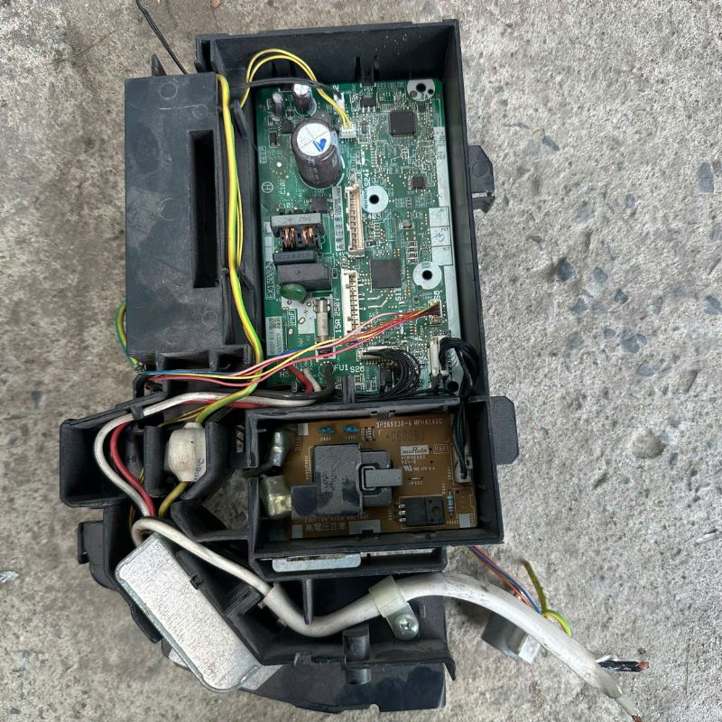 Bo mạch máy lạnh nội địa Daikin AN63TFPK điện 200v