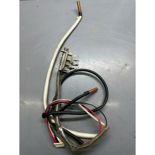 Combo sensor cảm biến bo dàn nóng máy lạnh Casper inverter 1hp IC-09TL32