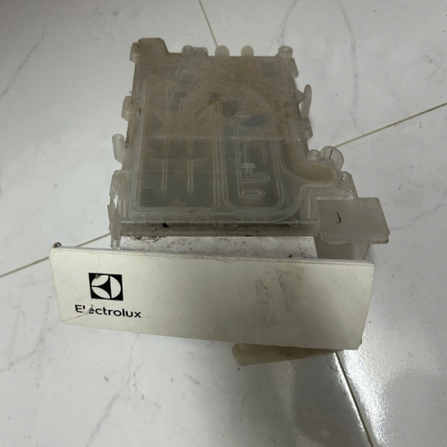 Hộp xà phòng máy giặt Elextrolux cửa ngang EWF80743 mono
