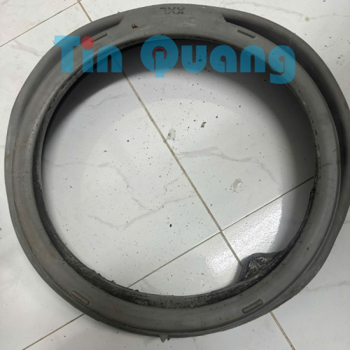 Ron máy giặt cửa trước Electrolux EWF12853